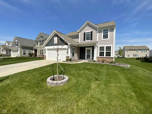 6830 Shooting Star Dr, Whitestown, IN 46075