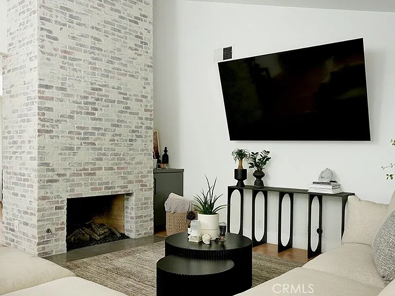 1826 Buttonshell Ln — Photo 6