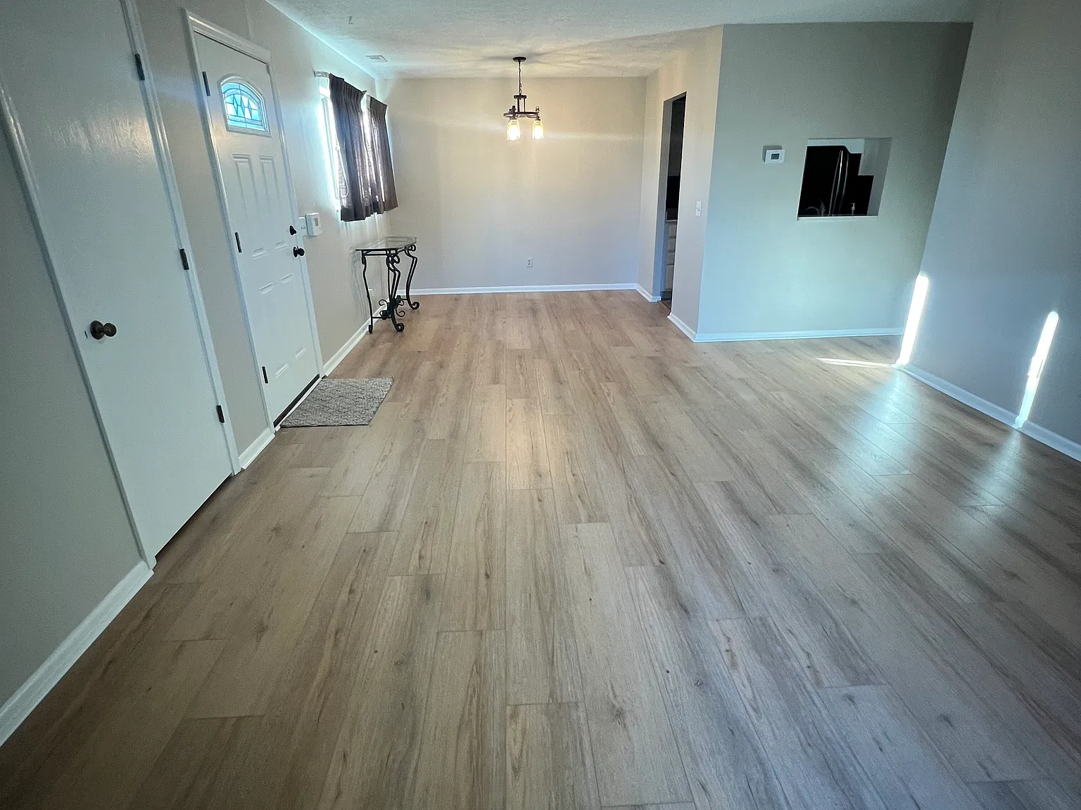 2 bed, 864 sqft, $1,550 — Photo 4