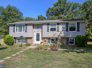 9352 Kite St, Burke, VA 22015