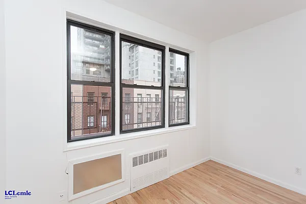 Rented by LC Lemle Real Estate Group | media 1