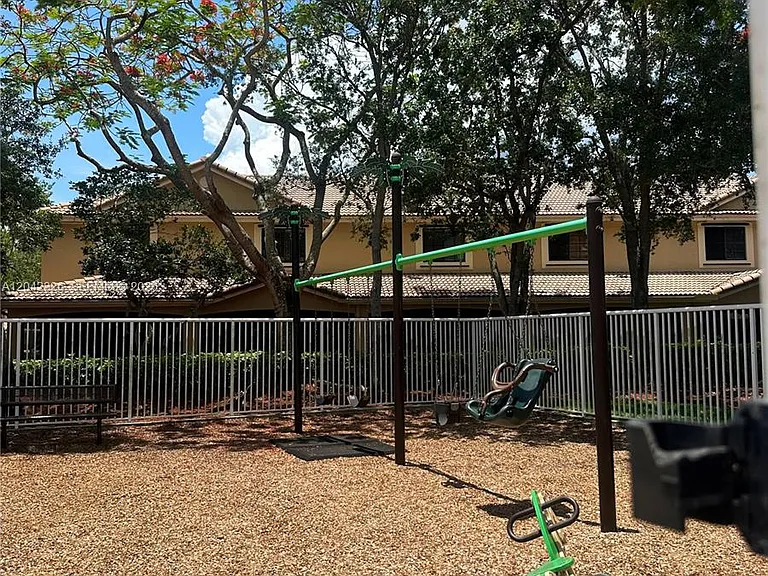 4309 Vineyard Cir #4309 — Photo 13