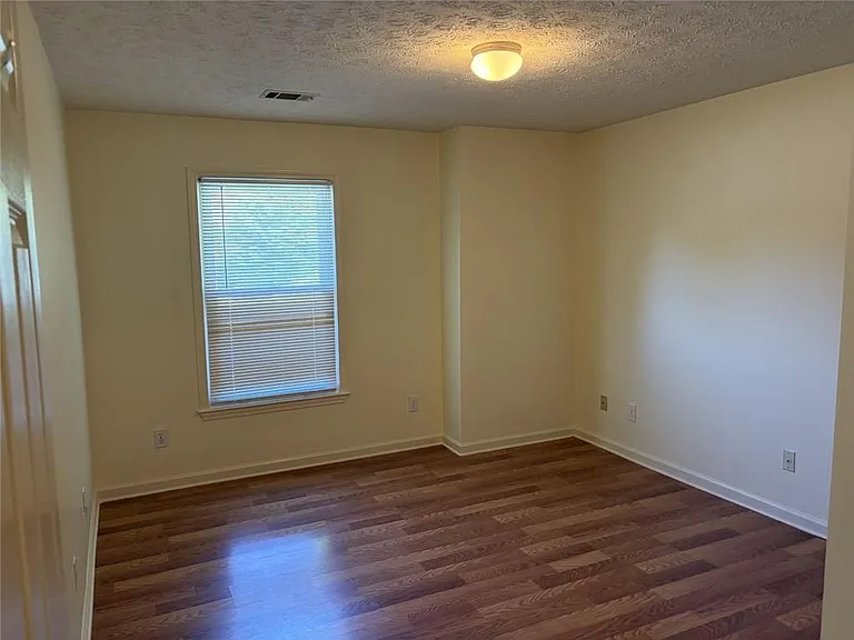 3089 Commons Xing — Photo 10