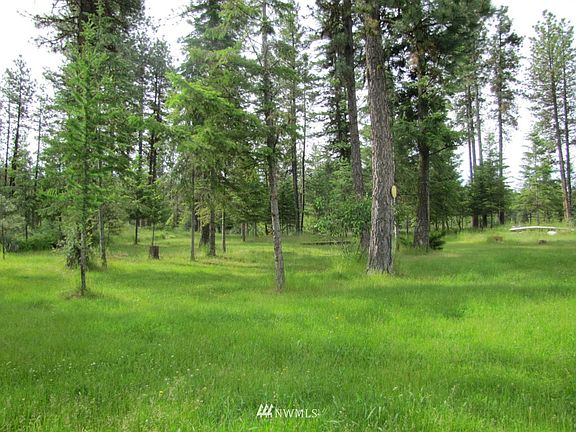 5th image of 8 Ranier Avenue
