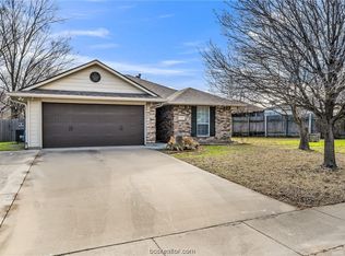 2702 Bexar Grass Dr, Bryan, TX 77802
