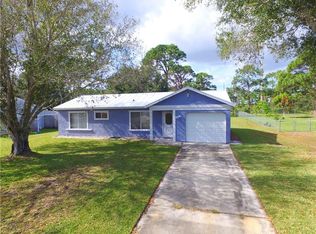 141 Caprona St, Sebastian, FL 32958