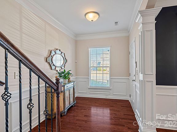 3rd image of 1700 Palazzo Dr