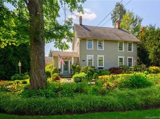 59 Main St, Newtown, CT 06470