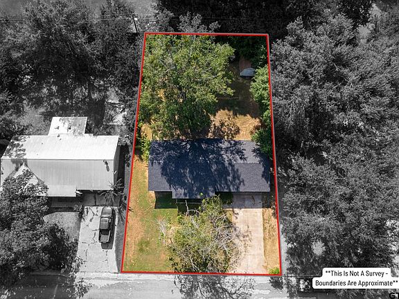 2nd image of 1129 McGrede Dr