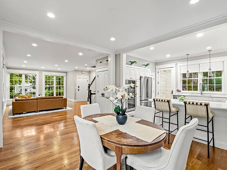 2 Brattle Cir — Photo 22