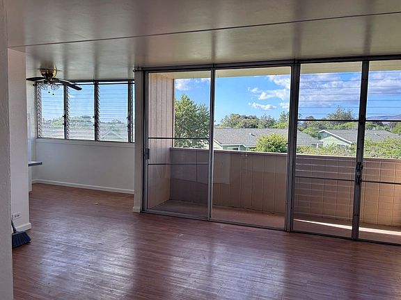 3rd image of 94-347 Hokuahiahi St APT 319