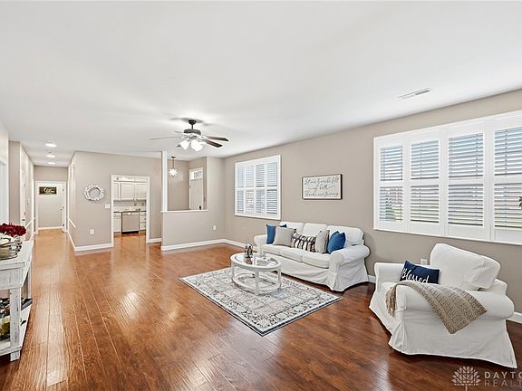 4th image of 3031 Willowbrook Way