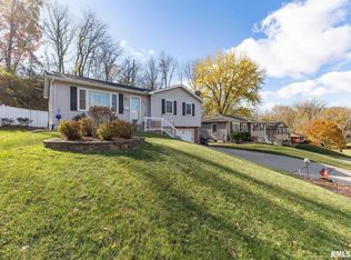 2630 35th Ave, Rock Island, IL