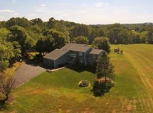 45 Van Lieus Rd, Ringoes, NJ 08551