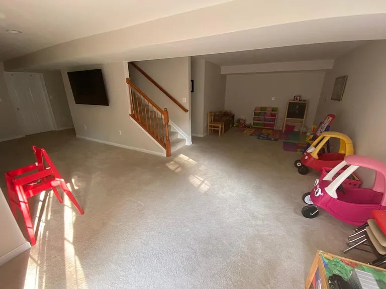11047 Birchtree Ln — Photo 9