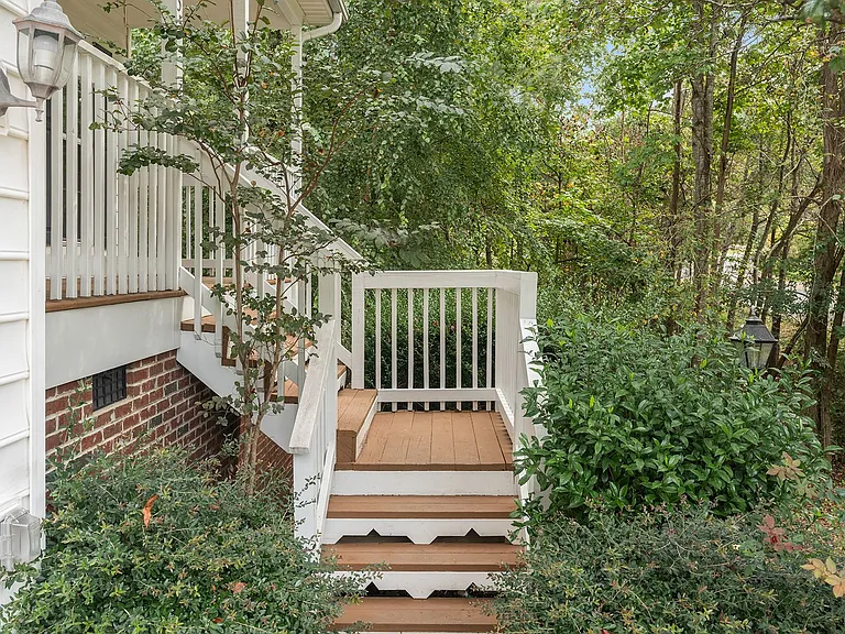 35 Cynthia Ln — Photo 34