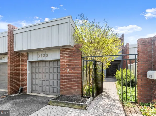 3123 Old Post Dr, Pikesville, MD 21208