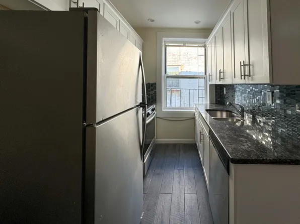 1479 East 34th Street image 4 of 7