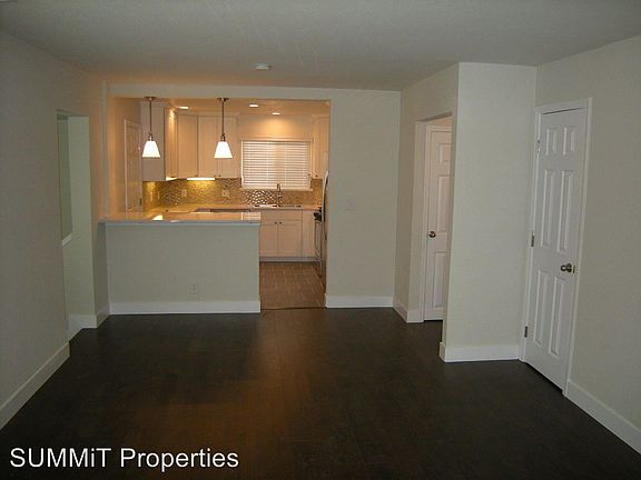 4th image of 380 Buckeye St