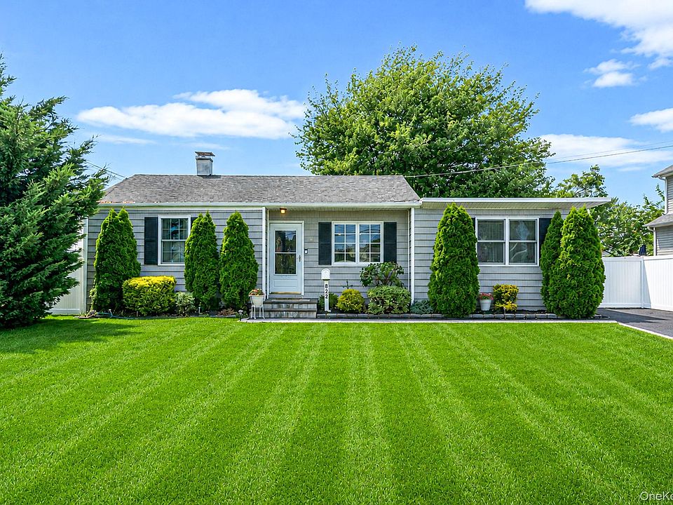 1st image of 822 Milligan Lane
