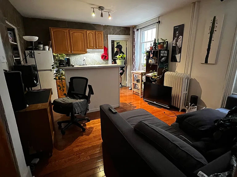 731 N 26th St #1R — Photo 3
