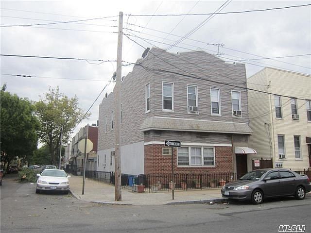 2nd image of 566 Fairview Ave