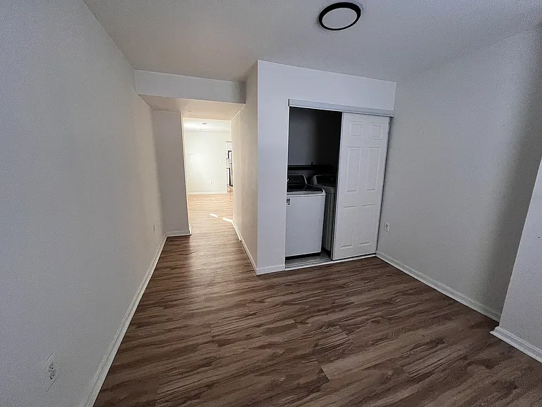 934 New Market St #1 — Photo 8