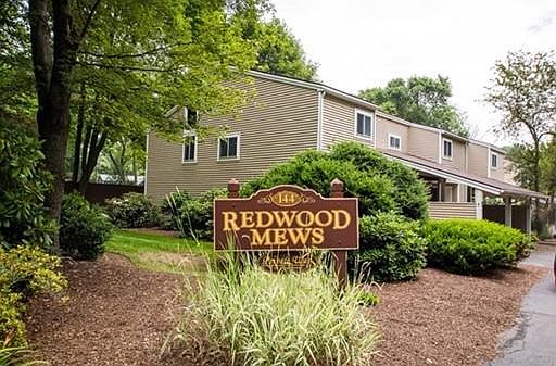 1st image of 22 Redwood Mews
