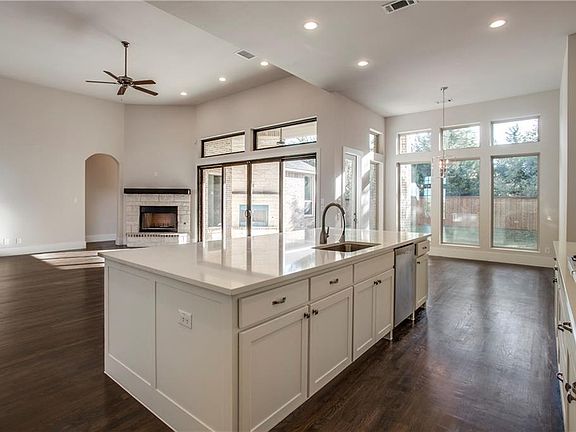 4th image of 5901 Saint Andrews Ct