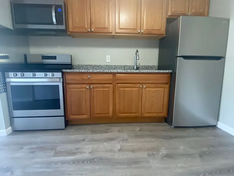 Hildreth Apartments — Photo 6