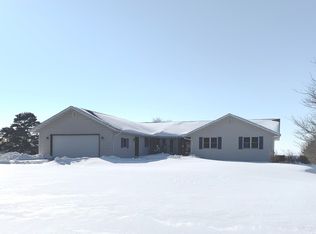 7841 Wernick Rd, Deforest, WI 53532