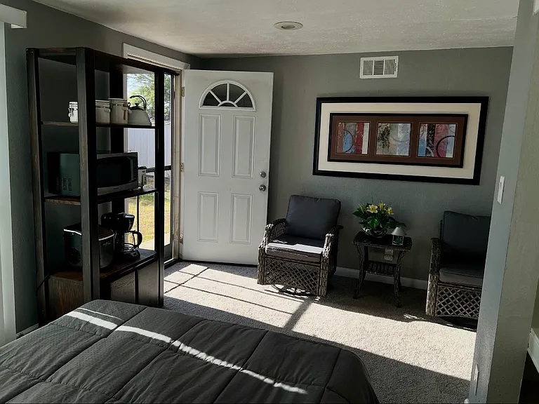 10808 Esmond Ct — Photo 24