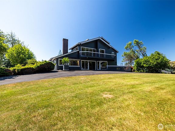 4th image of 160 Northridge Drive