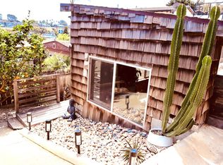 1034 3rd St #C, Encinitas, CA 92024