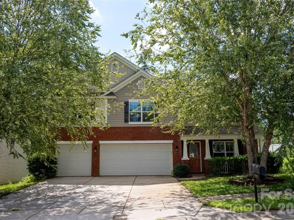 9702 Pond Vista Ct, Charlotte, NC 28216