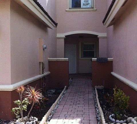 2nd image of 4814 NW 114th Ct