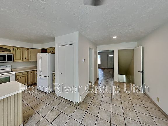 5th image of 1785 E Northwoodside Dr