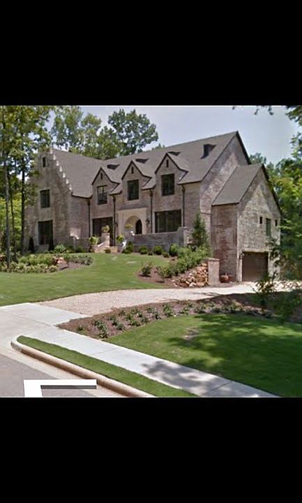 2nd image of 1748 Fairway Dr