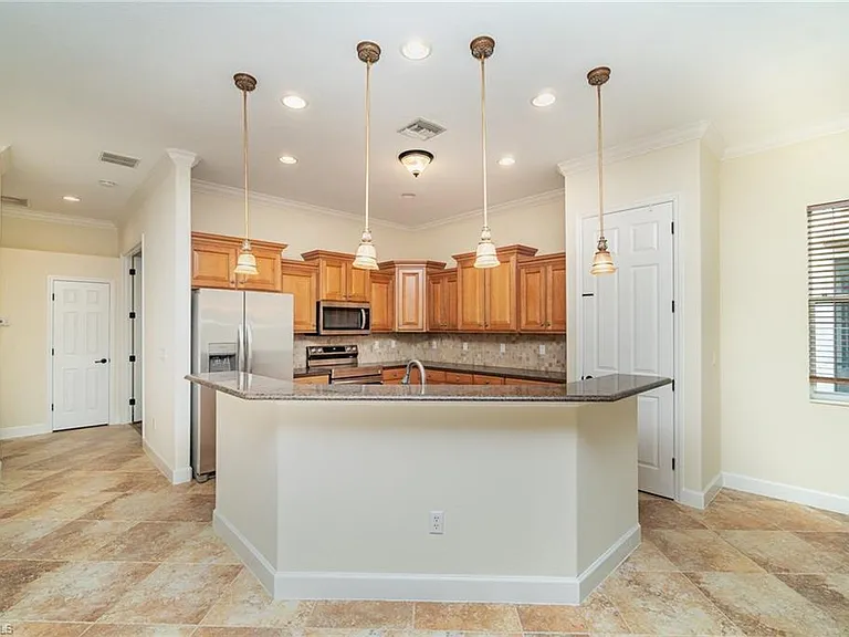 13585 Troia Dr — Photo 6