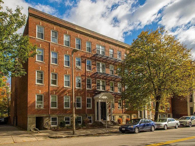 286 & 288 Chestnut Hill Avenue — Photo 7