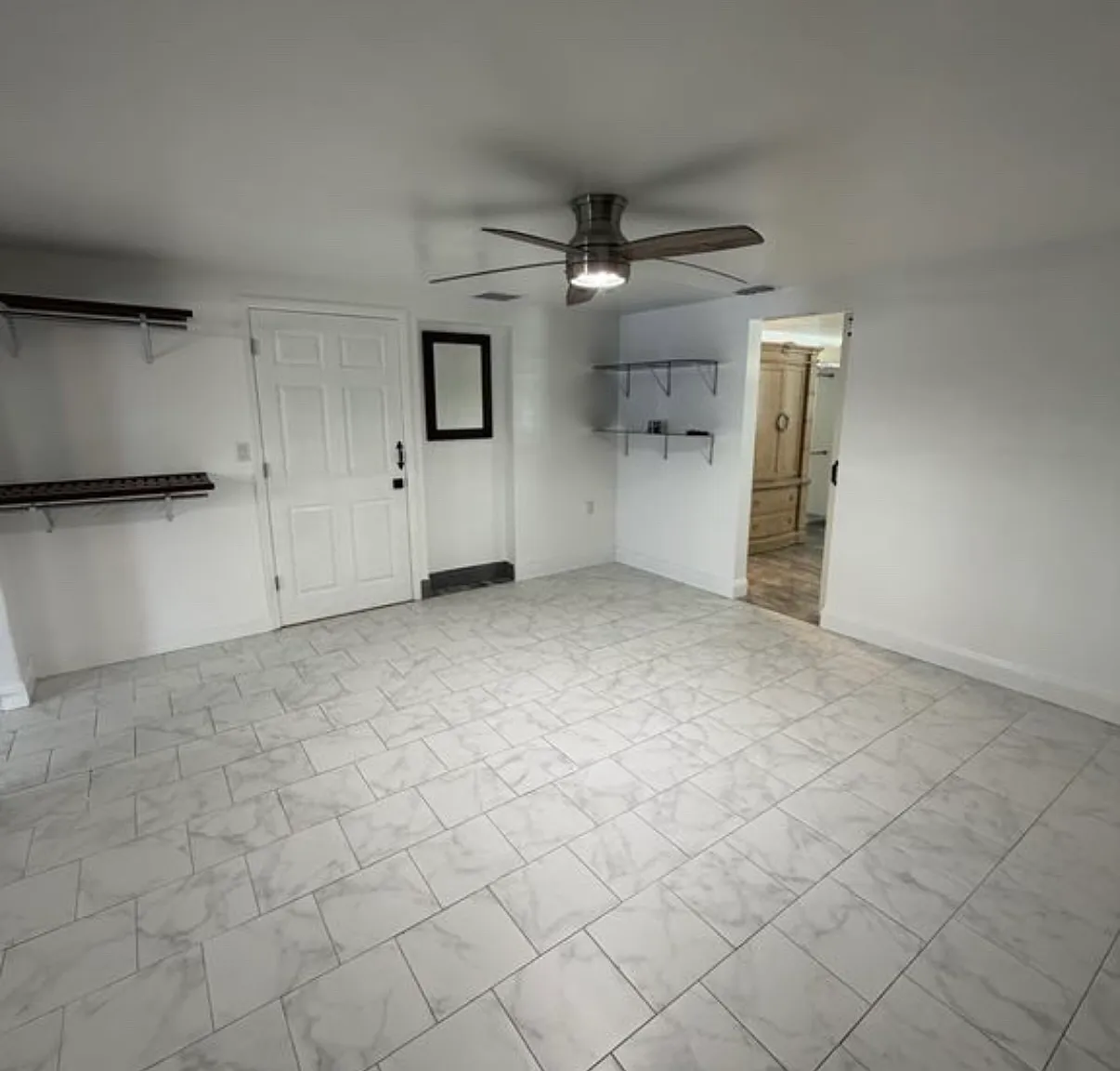 1 bed, 1000 sqft, $1,200 — Photo 3