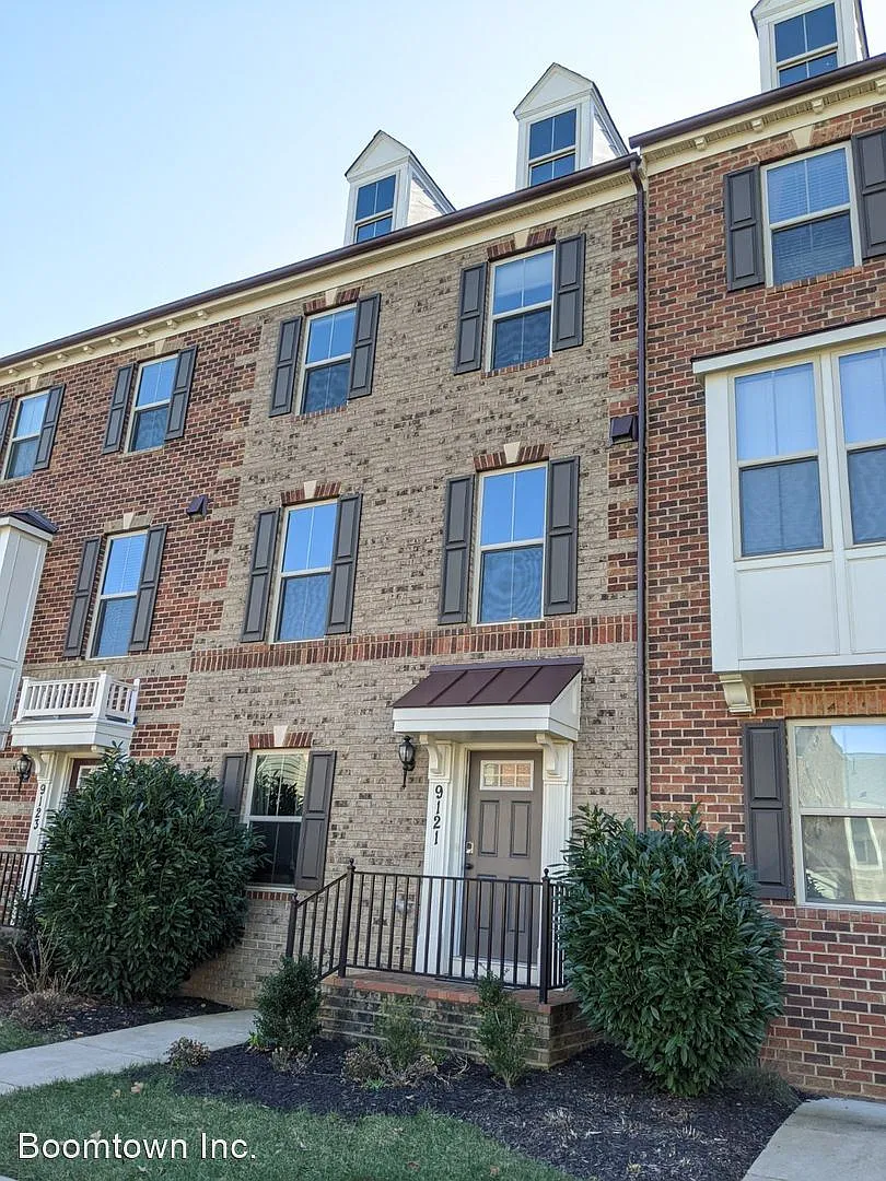 9121 Landon House Ln photo 1