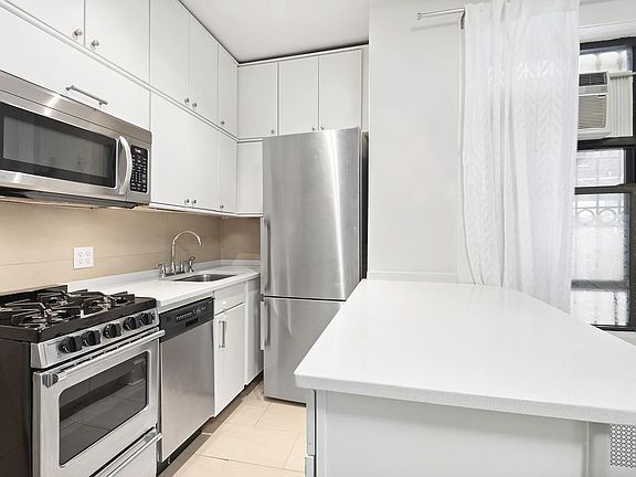 5th image of 333 E 80th St APT 1F