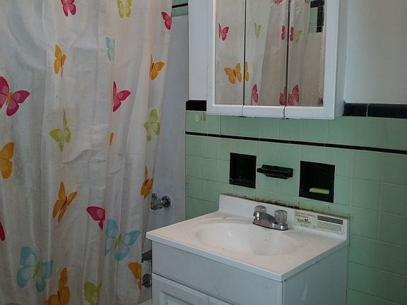 5th image of 64 Van Reipen Ave APT 1