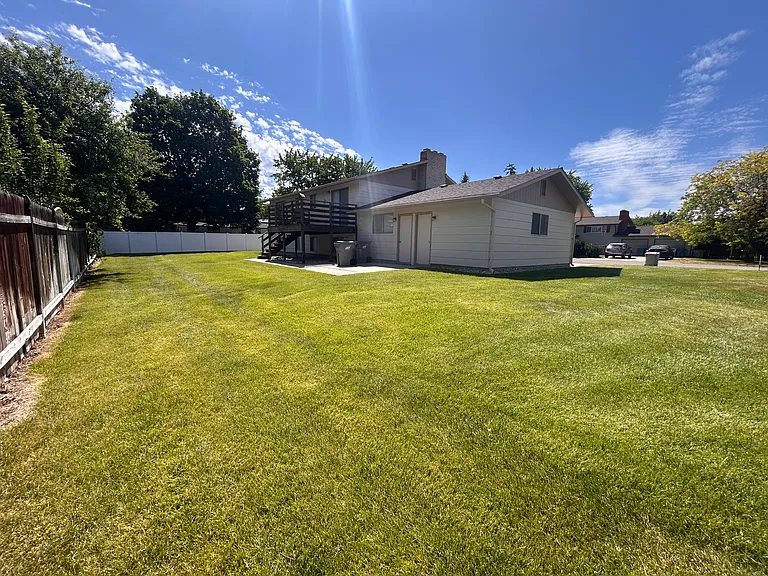 9188 W Dalton Pl — Photo 22