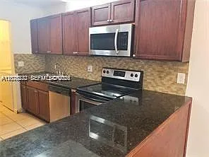 Woodscape Townhomes Condo — Photo 2