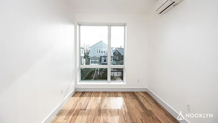 Rented by Nooklyn NYC LLC | media 23