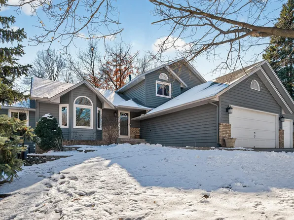 11313 71st Ave N, Maple Grove, MN 55369