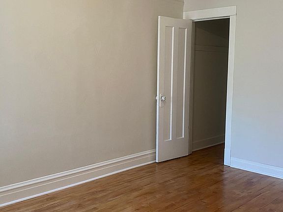 5th image of 1434 N Laramie Ave #2
