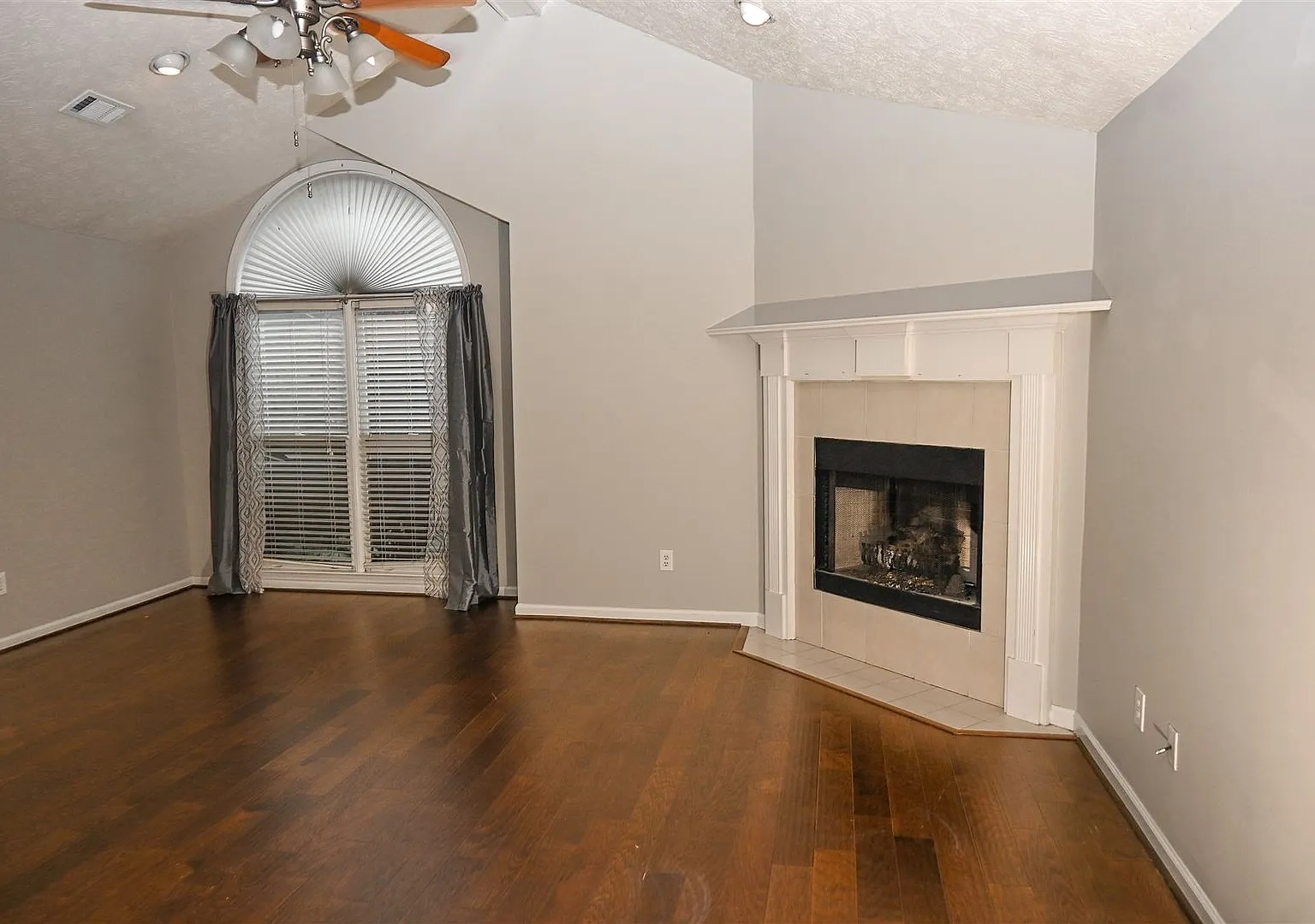 Harris County-Near I-185, 3 Bedrooms and 2 Full Baths plus 2000 sq ft shop — Photo 4
